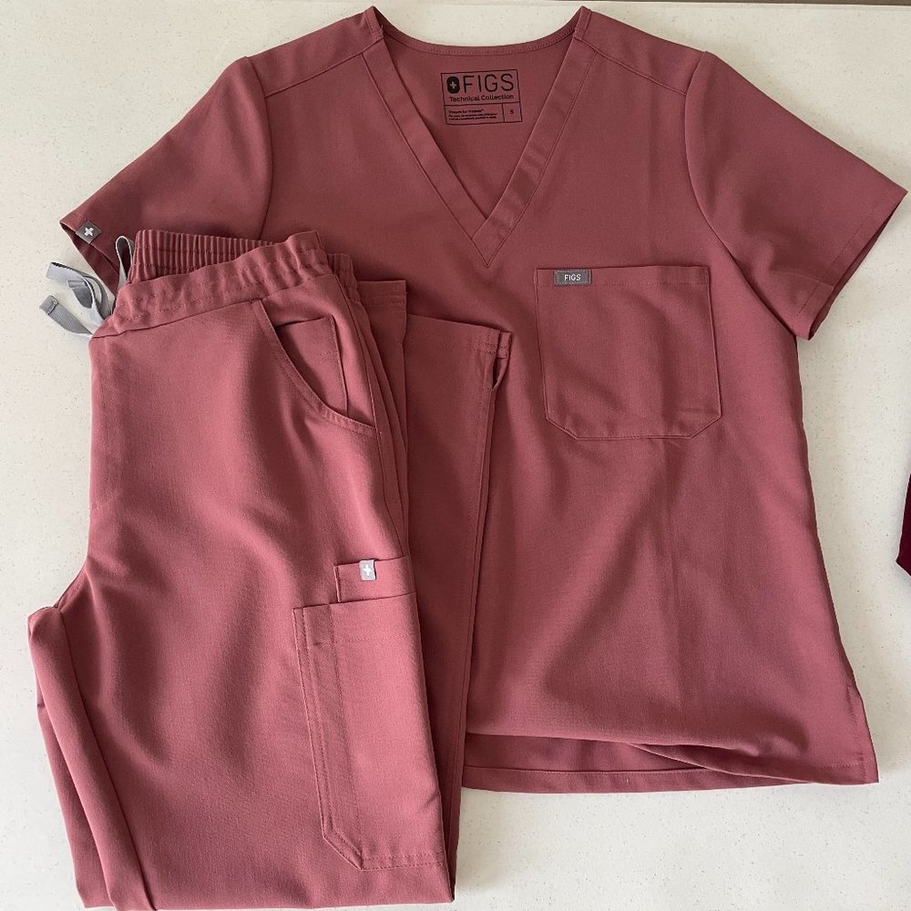 FIGS scrub set Mauve